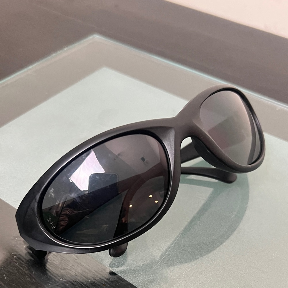 R+S Black Frame Polarized Sunglasses UV400
